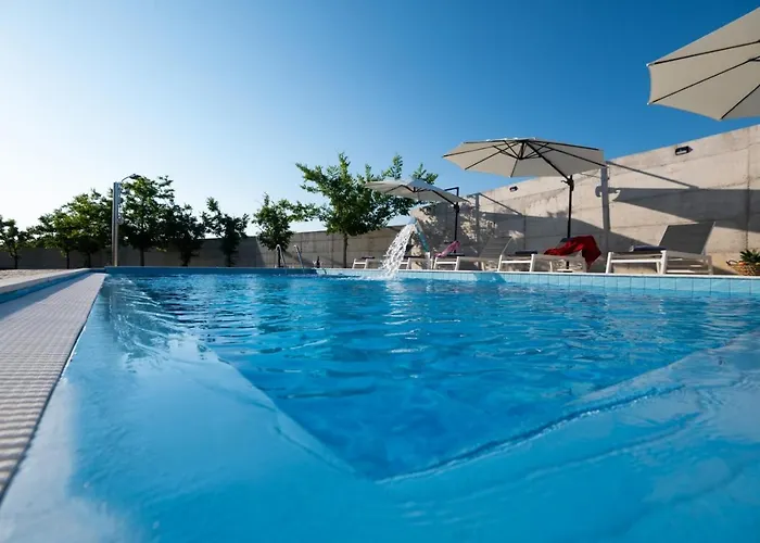 Apartmán In With Sea View, Balcony, Air Conditioning, Wifi 3598-4 Privlaka (Zadar)