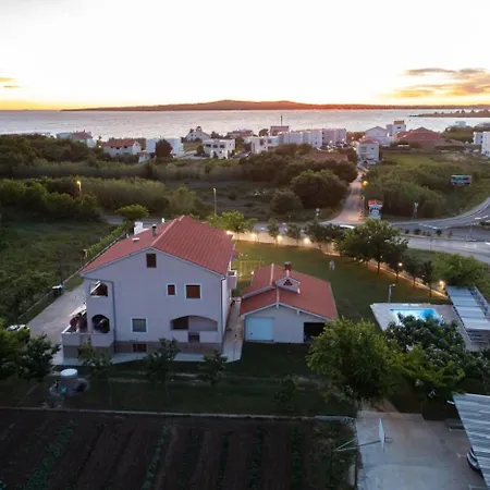 Apartman In With Sea View, Balcony, Air Conditioning, Wifi 3598-4 Privlaka (Zadar)