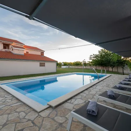 In With Sea View, Balcony, Air Conditioning, Wifi 3598-4 Apartman