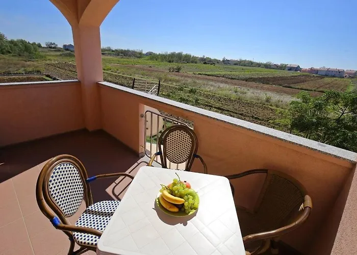 In With Sea View, Balcony, Air Conditioning, Wifi 3598-4