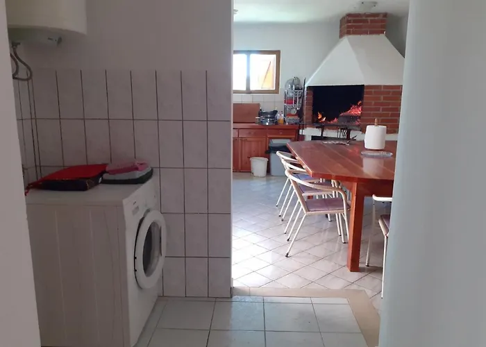 Appartement In With Sea View, Balcony, Air Conditioning, Wifi 3598-4 Privlaka (Zadar)